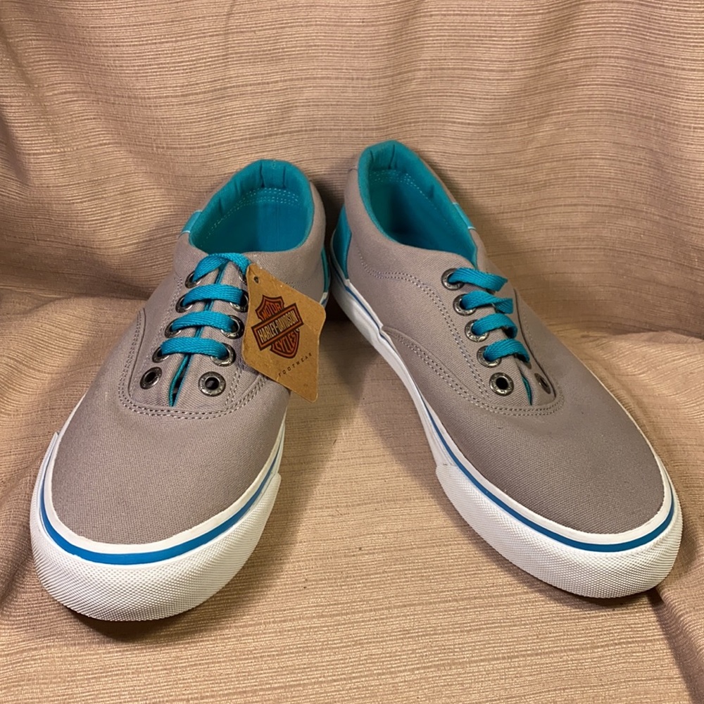 NWT Harley-Davidson canvas lace up loafers
